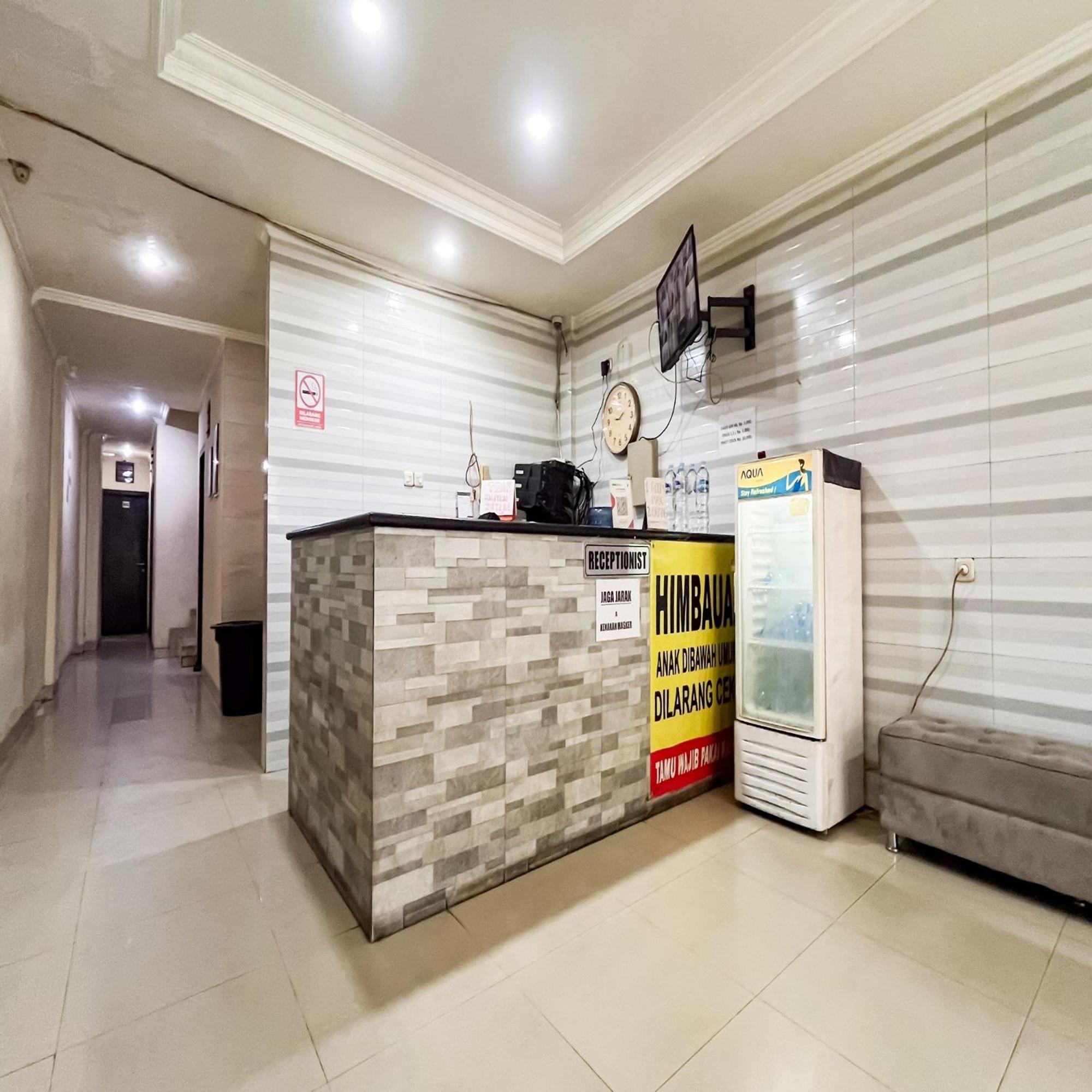 ג'קרטה Arcadia Rooms Redpartner מראה חיצוני תמונה